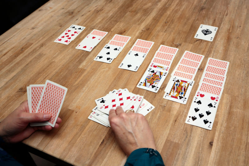Confira os 5 jogos de cartas mais famosos - Bodog
